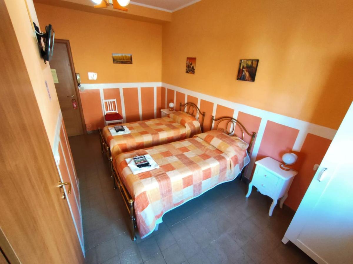 Hotel Serenella Turin Bagian luar foto