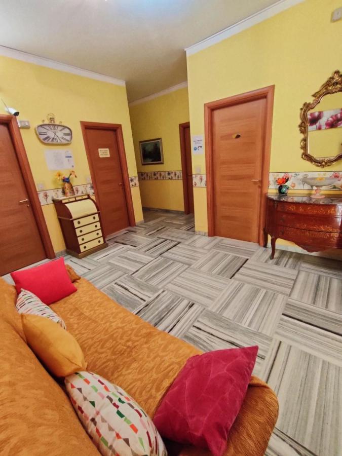 Hotel Serenella Turin Bagian luar foto