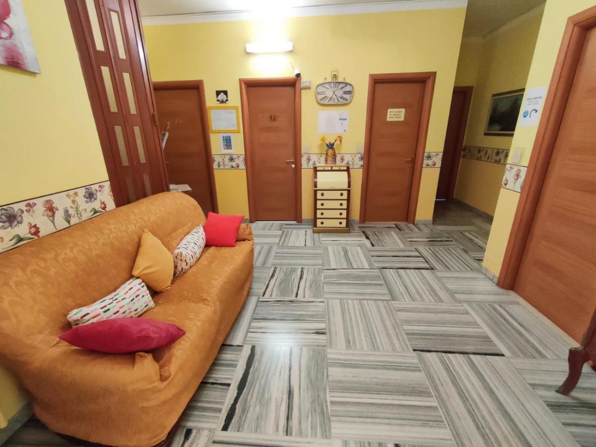 Hotel Serenella Turin Bagian luar foto