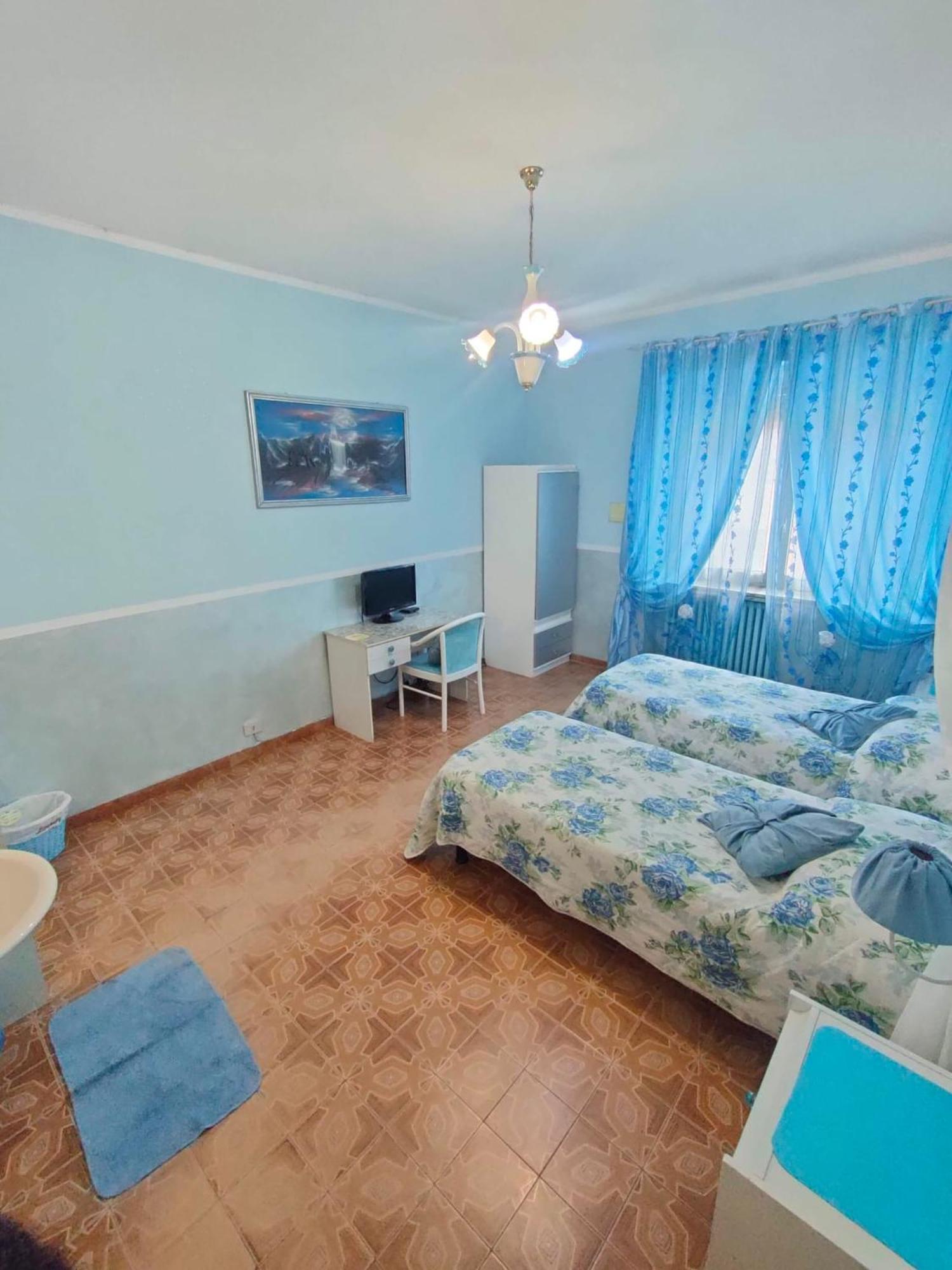 Hotel Serenella Turin Bagian luar foto
